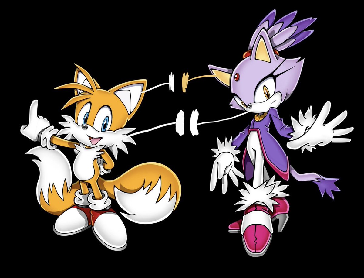 THENEWOmegan's tweet image. I find it odd how Tails and Blaze both have white muzzles but Tailses ears are white while Blazes ears are tan