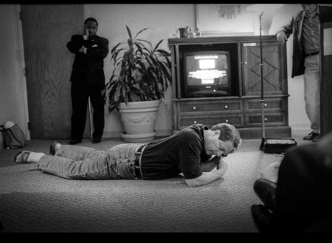 whole tl is about bush v gore and my mum has spent a good chunk of the car journey talking about it to me too and about how much she misses al gore #metoo