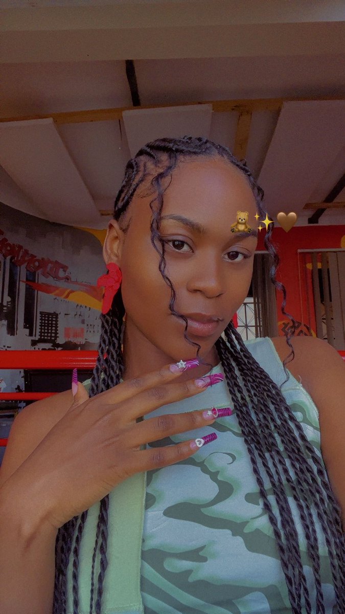 Auntie Cindy 💦❤️ tweet media
