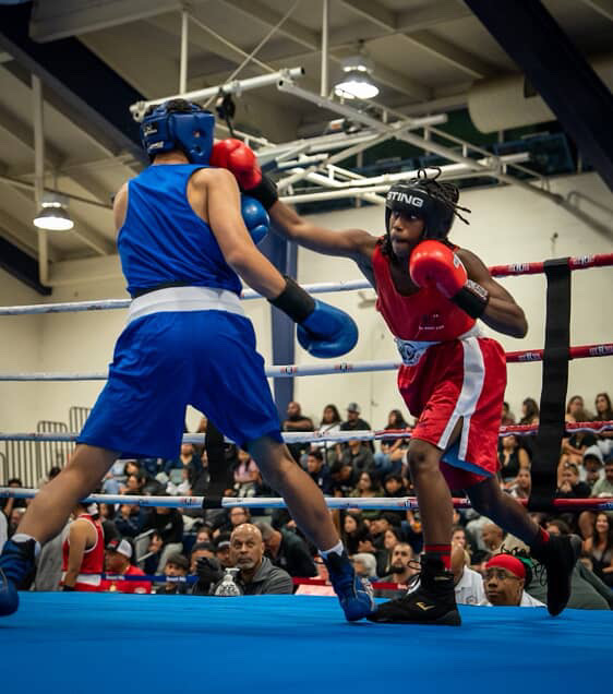 abcyouthfounda1's tweet image. &quot;Courage doesn&apos;t always roar. Sometimes courage is the quiet voice at the end of the day saying, &apos;I will try again tomorrow.&apos;&quot; — Mary Anne Radmacher
One of our top ranked students representing us with courage! #goals   #competition #Boxingprogram
#anybodycanyouthfoundation