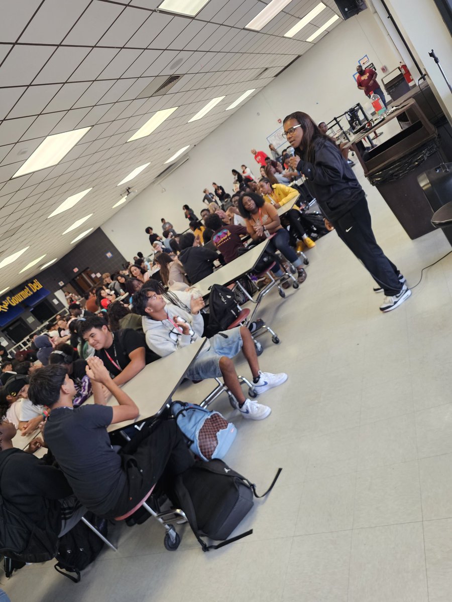 Dean CharlΣs tweet media