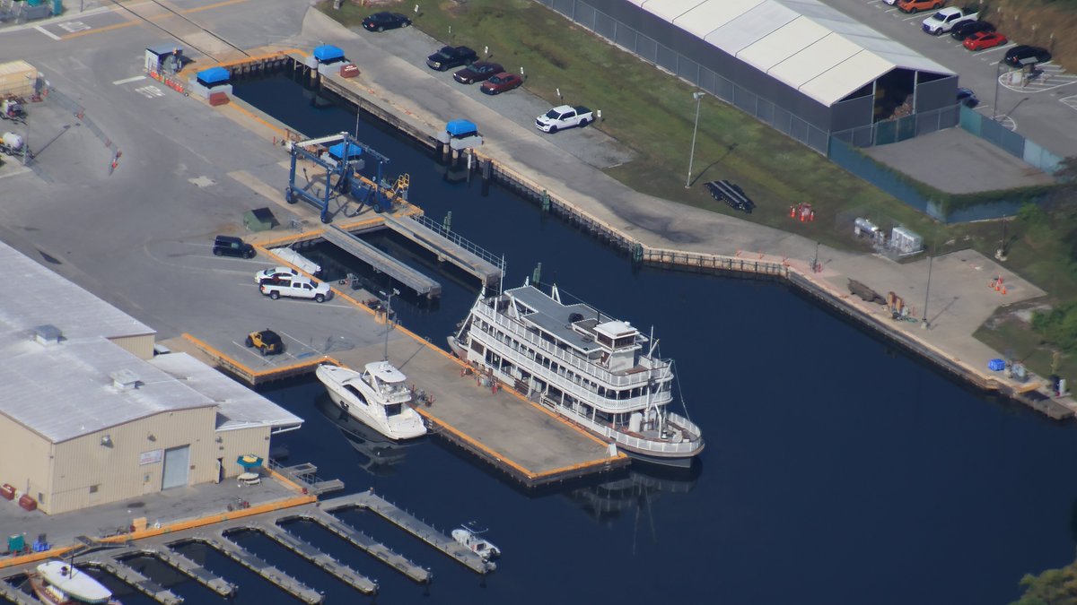 bioreconstruct's tweet image. Aerial photo of Liberty Belle in the Magic Kingdom resorts service marina. North of Contemporary Resort.

Formerly seen in Rivers of America.