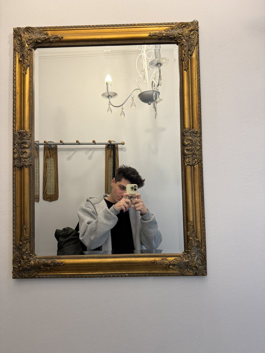 Ariana kalsın o bana yeter