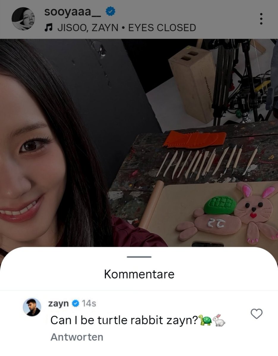 Jisooholic tweet media