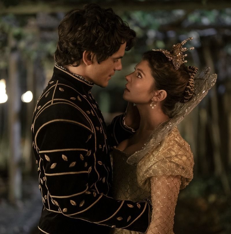 no but like what is going on and how did they even get to this position were they actually just posing to throw people off😭