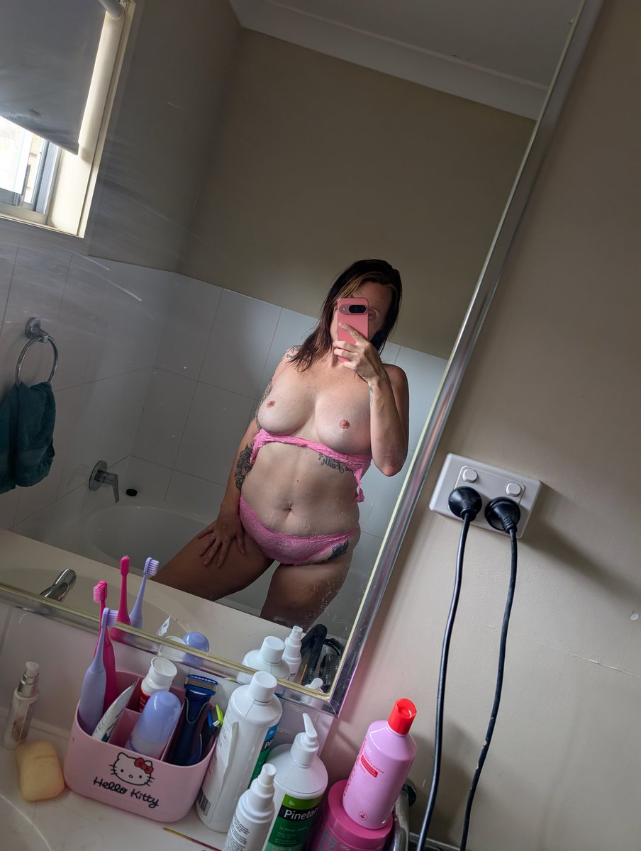 krissy tweet media