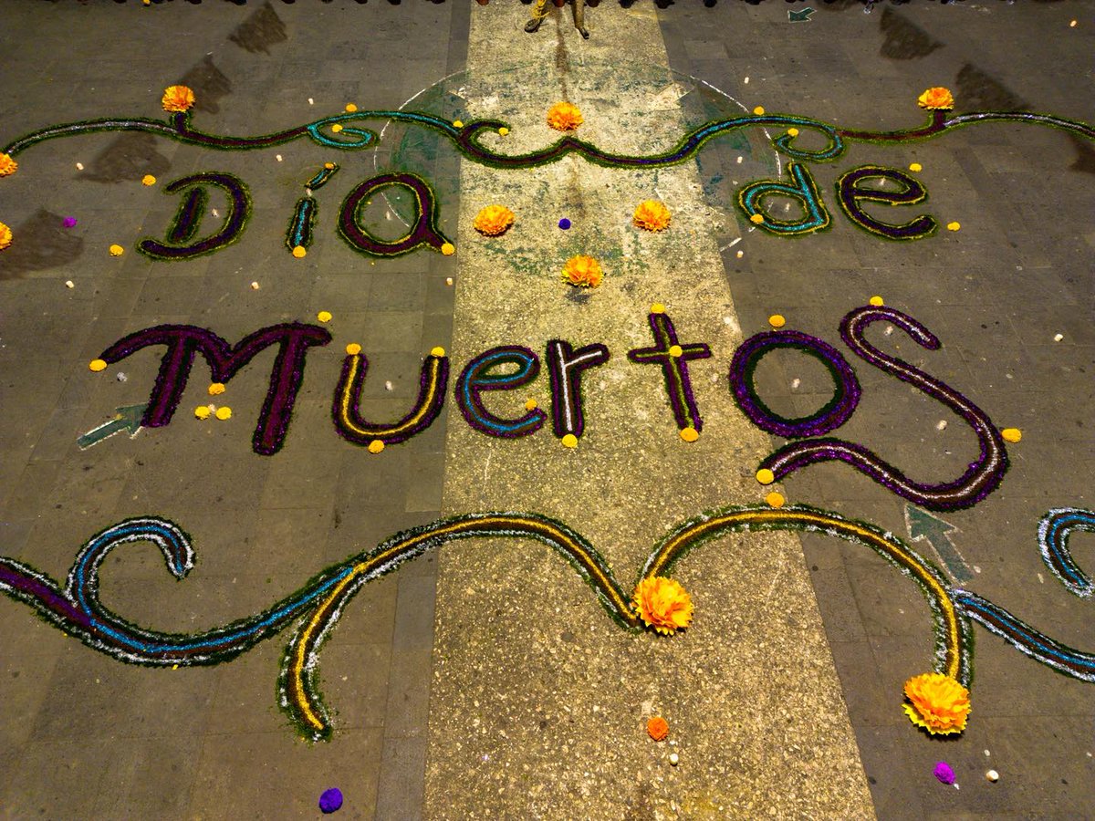 DiariodeMorelos's tweet photo. 💀🎃💀🎃Todo un éxito el concurso de ofrendas y #catrinas en #Totolapan 

Ayer el Ayuntamiento de Totolapan Morelos a través de las direcciones de #Cultura y #educacion realizaron este tradicional evento que nos deja ver la imaginación, el empeño, el amor por nuestro municipio y sobre todo la #participacion activa que hemos logrado por parte de la población  #Totolapense, tal y como lo resaltó el Ing. Alejandro Alfaro Nolasco al agradecer a las escuelas participantes y a las más de 30 catrinas que se dieron cita para este importante evento! 🫶🏽❤️
¡Felicidades a las y los ganadores! 🥳🥳🥳
#Trabajoydesarrolloparatodos #Totolapan #Morelos #tradicionesmexicanas #fotografias #Compartir
