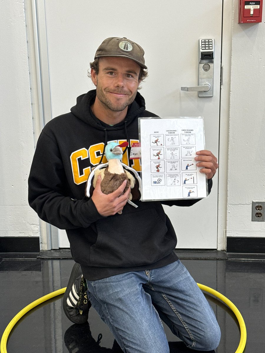 CSULB_APE's tweet image. Master Student @ape.murillo and
CAPE Scholars presented and taught their favorite thematic activities!!!
First Photo
Top: Enrique, Julissa, Logan, Sedale, Jason, Sam, Xavier,
Bottom: Tori, Savannah, Erica, Paco, Maya
#gobeachgoteach #csulbape2025