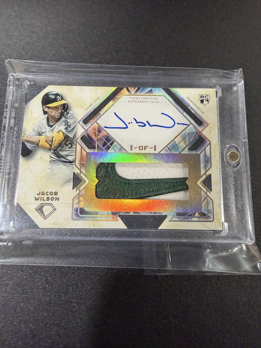 katzer_chris's tweet photo. Got this bad boy in the mail from @FireHandCards in the mail. Thanks for the amazing card!!!!!! https://t.co/JrqEDGzRti