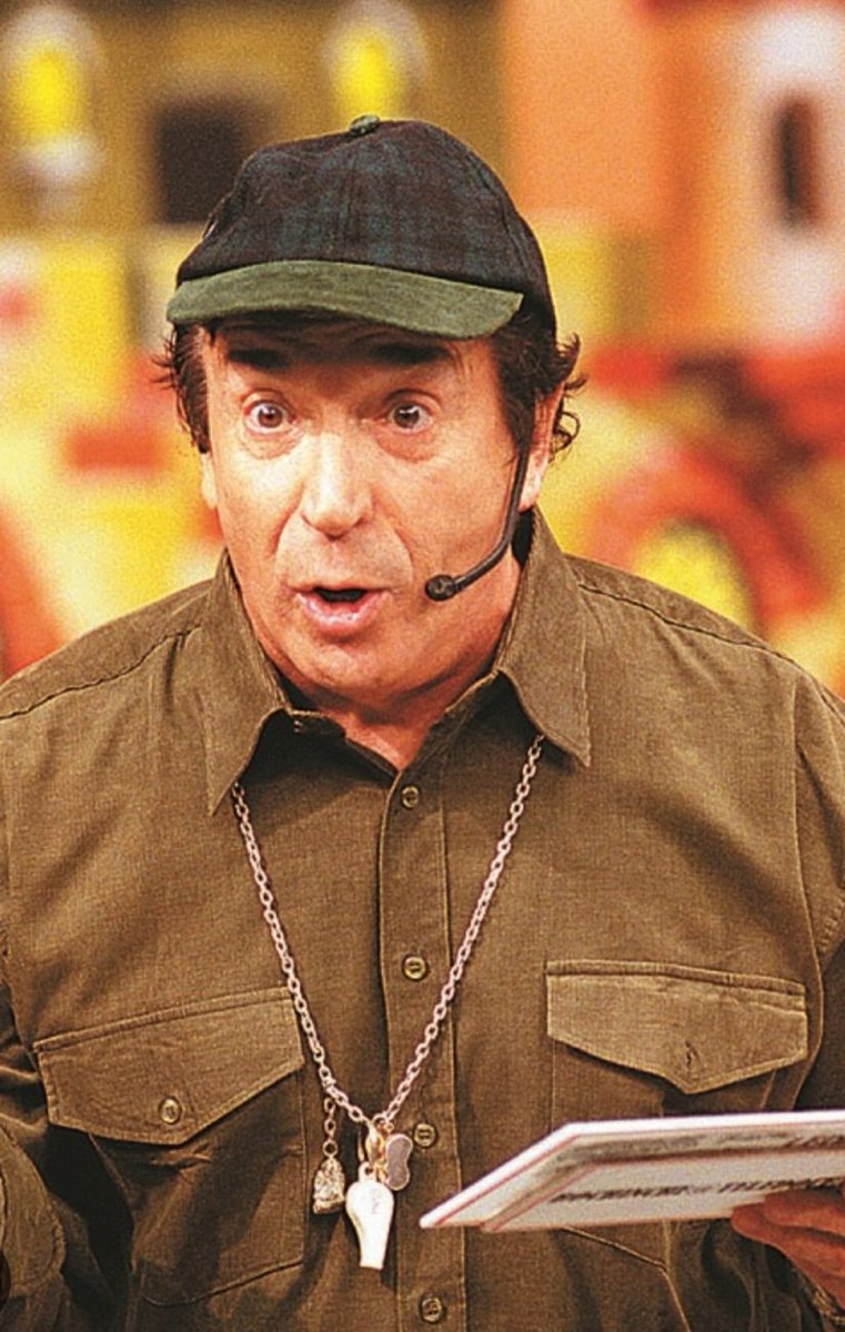 "Decir cosas feas es asunto grave, antes de decirlas, boquita con llave" 
Un talentoso entretenedor de toda la familia. Quien divierte a niños y a grandes, trasciende en el tiempo.
"Cuíden a los chicos"
Cacho de la Cruz. #QEPD