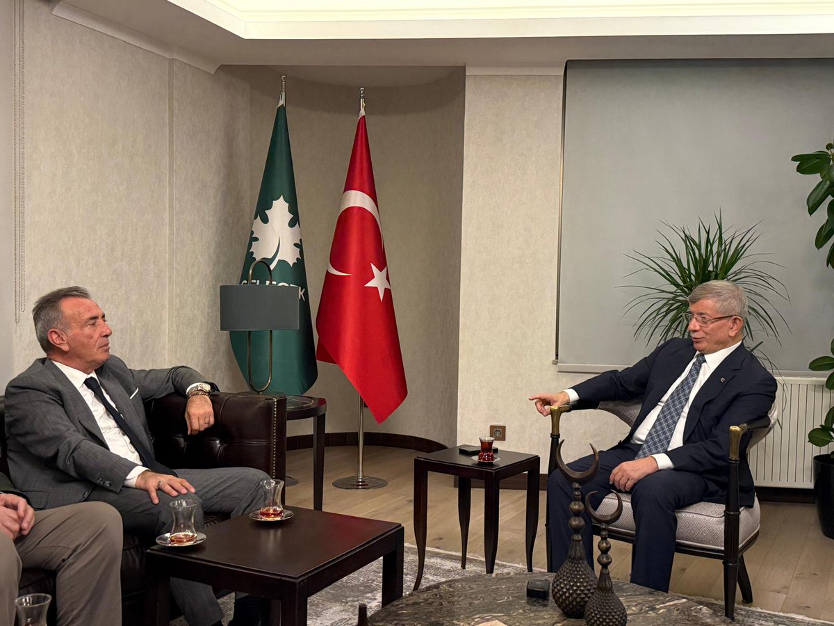 tlybkdgd's tweet image. #AVAZ Araştırma ve Strateji Merkezi;
 Genel Başkanımız @sdeniz13 bey ve, Yönetim kurulu olarak, #Gelecek Partisi Genel Başkanı Sn. @Ahmet_Davutoglu ’nu makamında ziyaret ettik.

Gösterdikleri yakın ilgiden dolayı Sn. #AhmetDAVUTOĞLU  ve tüm yetkililere teşekkür ederiz..