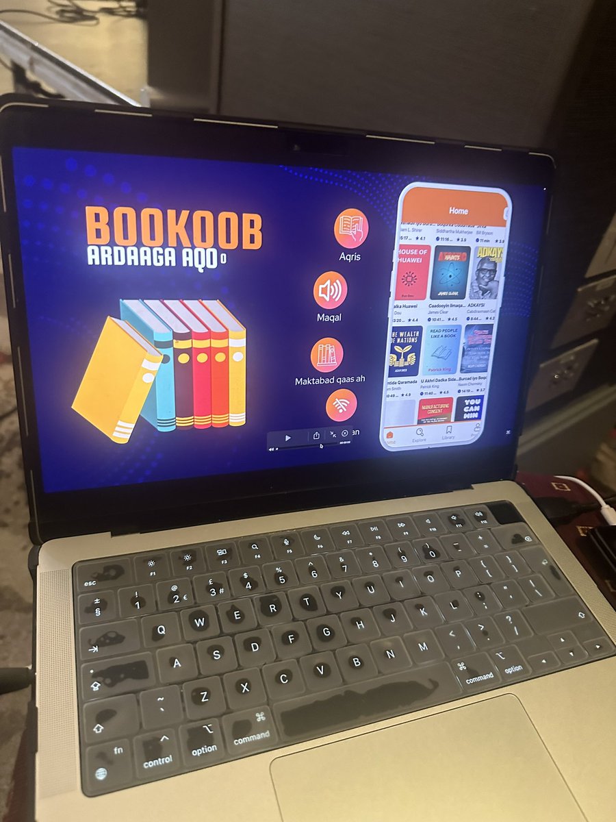 BOOKOOB tweet media