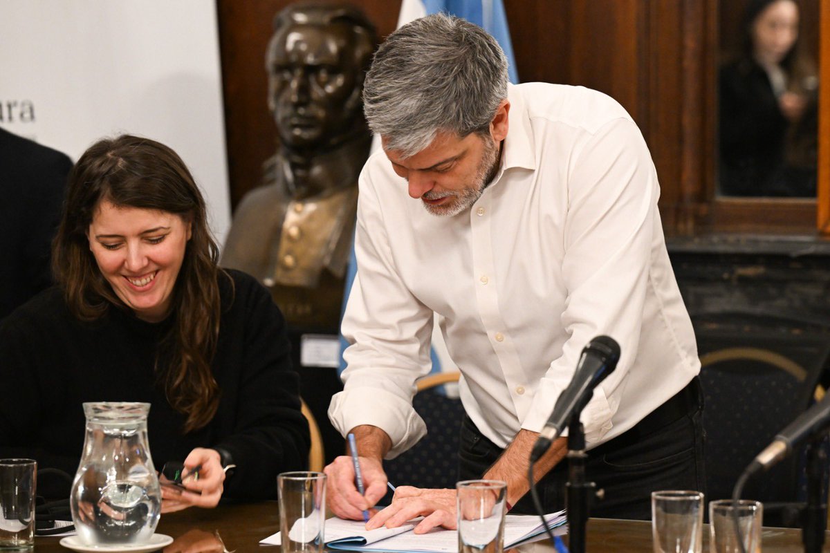 Legislatura CABA tweet media