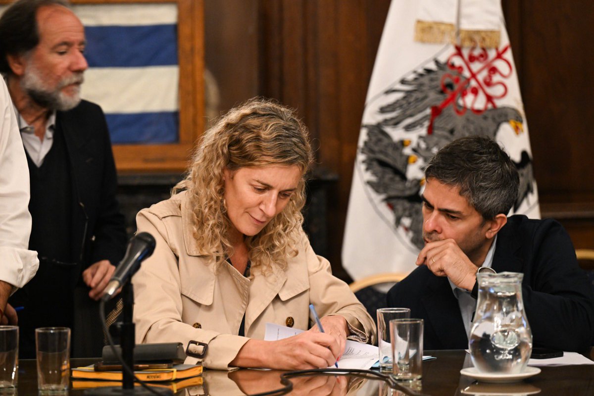 ▶️ Se reunieron las comisiones de Presupuesto, Seguridad y Legislación del Trabajo para avanzar con el tratamiento de los proyectos de Ley vinculados al régimen previsional del personal civil de la Policía de la Ciudad y la modificación del presupuesto porteño.