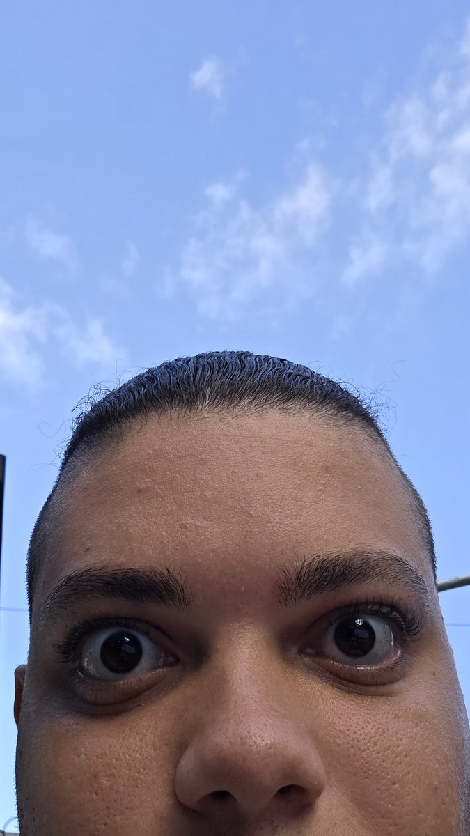 OwO look sky