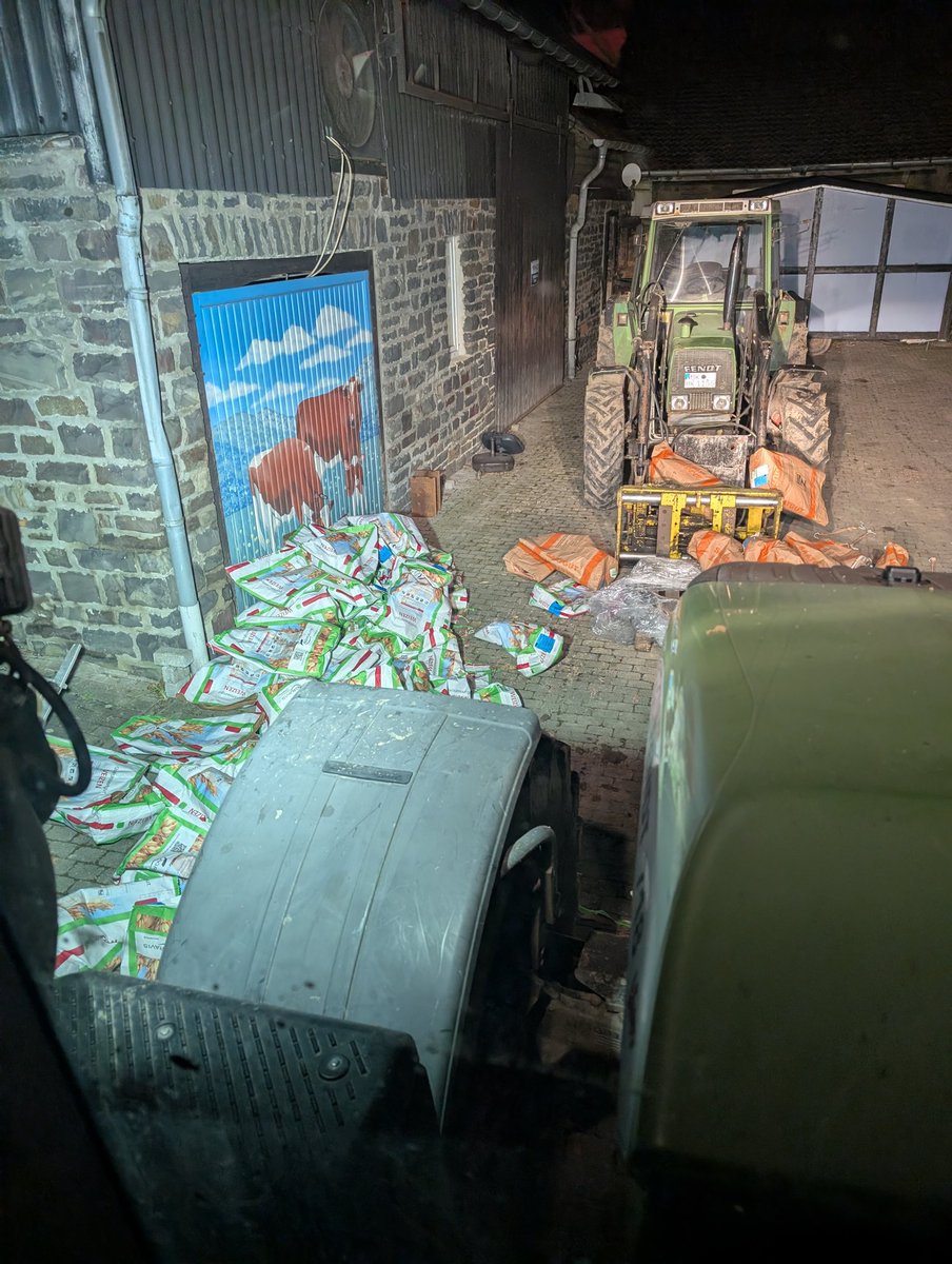 Kempersbuur tweet media