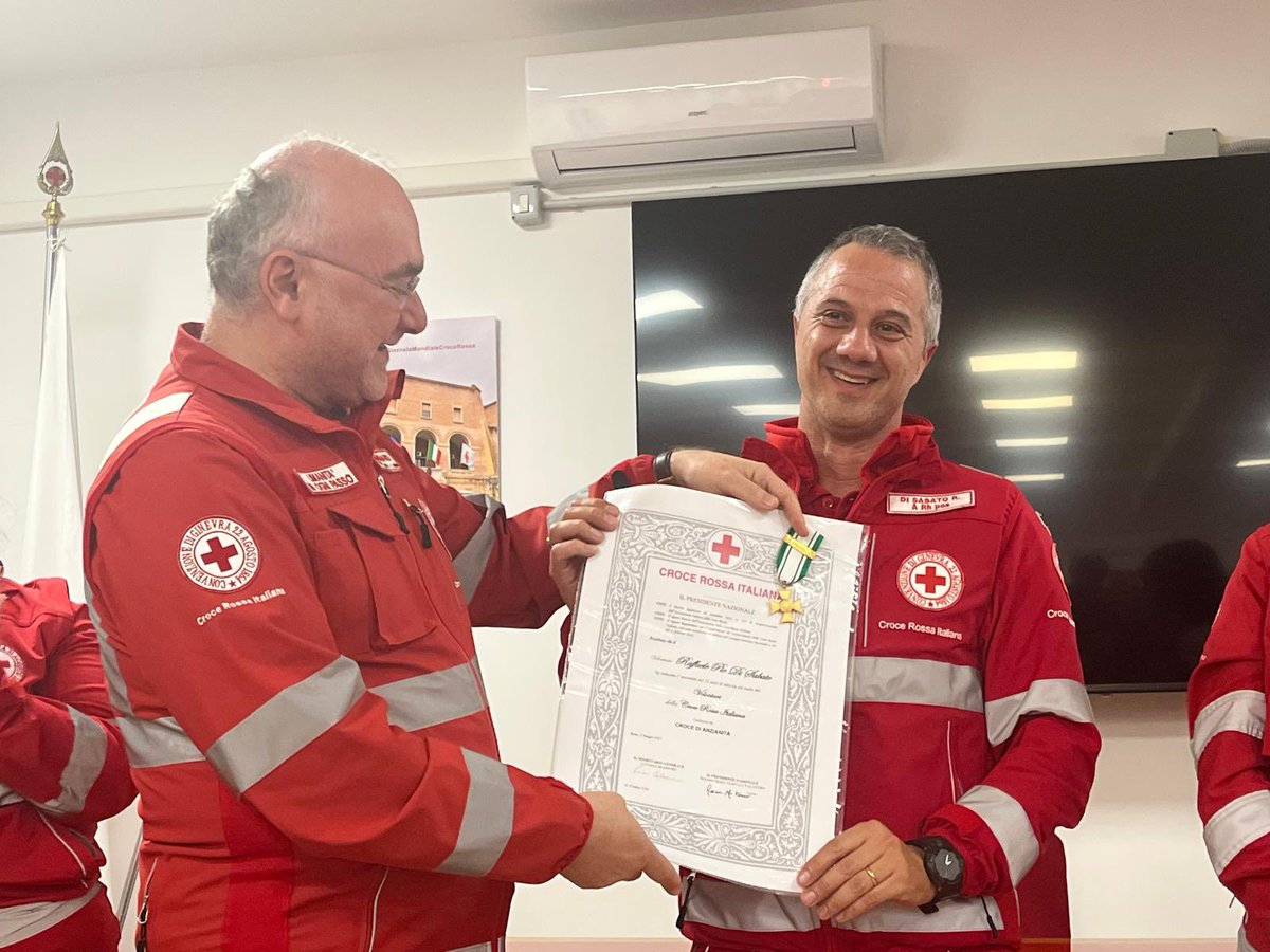 Il Comitato CRI di Foggia ha una storia lunga ma sempre giovane: nato tanti anni fa, #ma ogni giorno cerca di leggere i bisogni della comunità e di rispondere alle esigenze della popolazione.

Penso ai tanti progetti messi in campo, allo sviluppo dell’unità di strada, alla forza