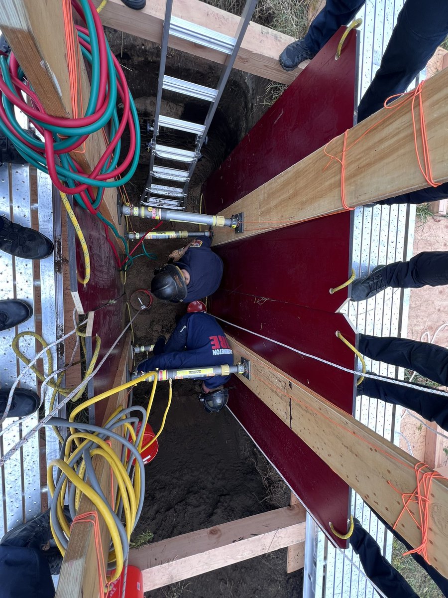 Bloomington Fire tweet media