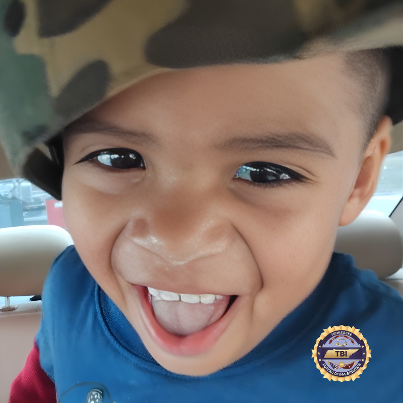 TBInvestigation's tweet image. An Endangered Child Alert has been issued for 3 y/o Raul Gonzalez. He was taken from his home on Friday morning by his non-custodial father, Johnathan Martinez, who is wanted by the Sevierville Police Department for Custodial Interference.

Have info? Call 1-800-TBI-FIND. 1/X