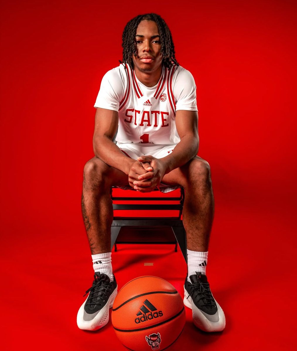 fleischman_noah's tweet photo. 5⭐️ PG Deron Rippey Jr. shared some photos from his NC State official visit.

The nation’s No. 5 recruit will be in attendance vs. UAB tonight. https://t.co/WiT2L74W0p