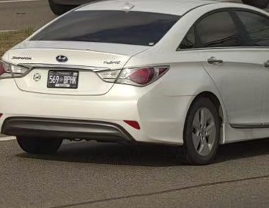 TBInvestigation's tweet image. Johnathan Martinez is believed to be driving a 2012 white Hyundai Sonata with TN tag 569BPHK. and could be heading to Cape Girardeau, Missouri. At this time, we do not have a photo of Martinez. 

Have info? Call the Sevierville PD at 865-868-1731 or TBI at 1-800-TBI-FIND. 2/X