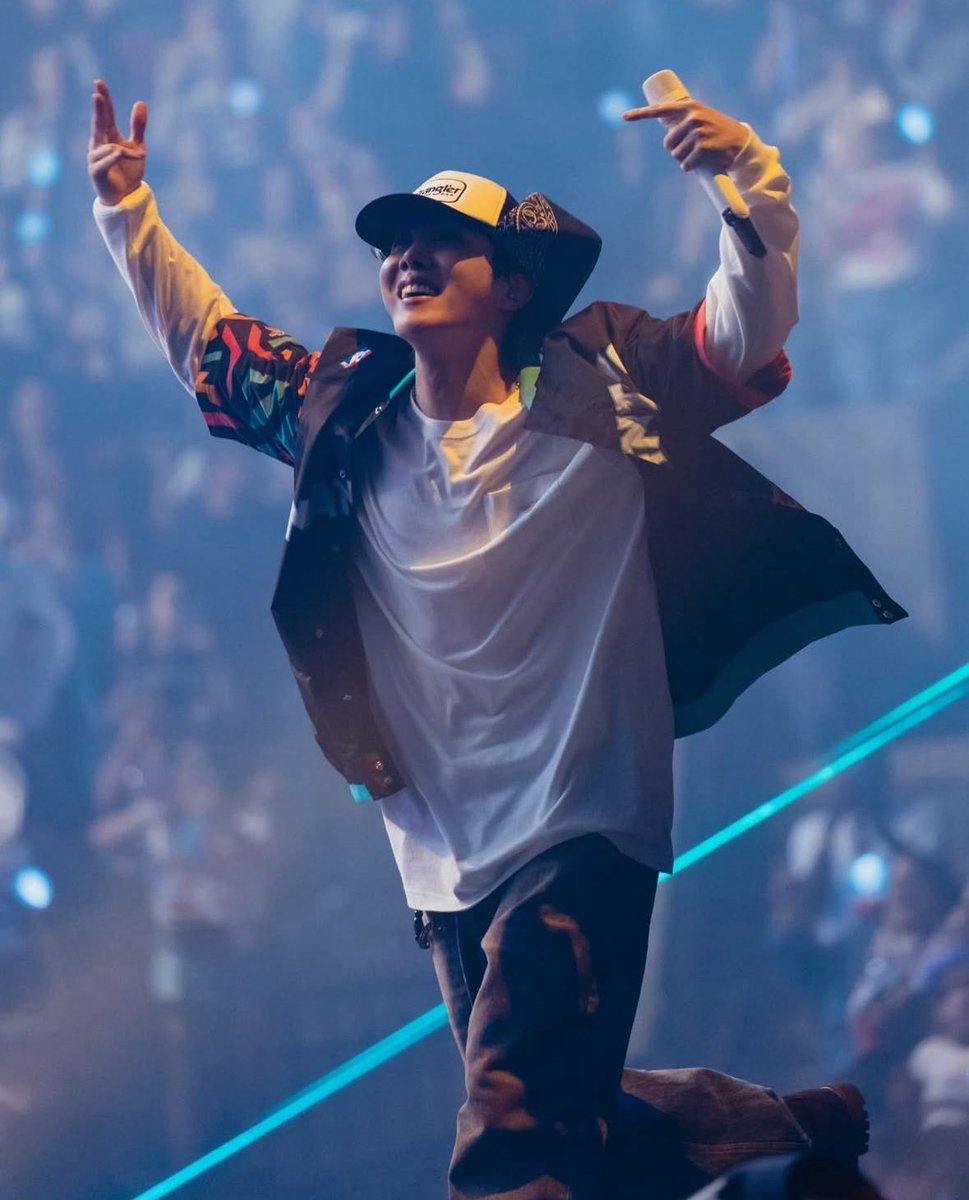 huimang_huimang's tweet image. アーミー！！
頑張ろーーーーーーー！！！
🗳🗳🗳🗳🗳🗳🗳

I vote #jhope for #2025MAMAVOTE