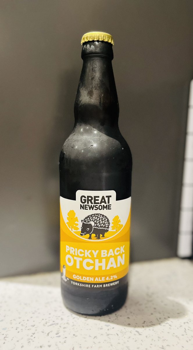 Two cracking <a href="/greatnewsome/">Great Newsome Brewery</a> beers in front of the footy this evening. 🍻