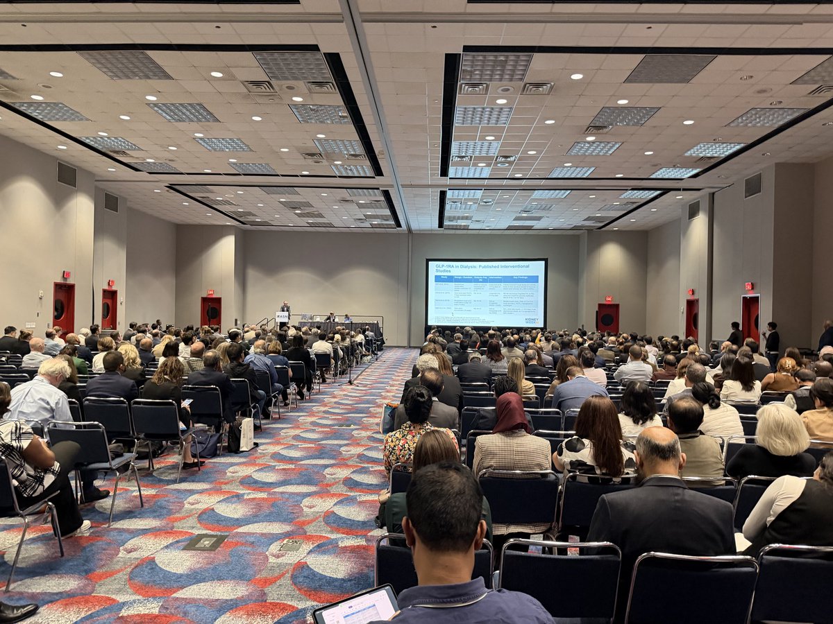 Packed afternoon at #KidneyWk. Jumped from a powerhouse session on SGLT2i, GLP-1 RAs &amp; K binders in ESKD care to an important talk on addressing bias in AI/ML for kidney health. Science, equity, innovation all in one stretch 💯
<a href="/ASNKidney/">American Society of Nephrology</a> <a href="/GarySingerMD/">Gary Singer, MD</a>
