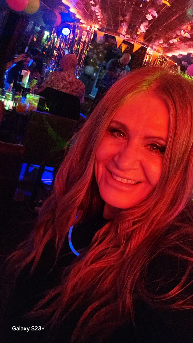 Claire Hannah tweet media