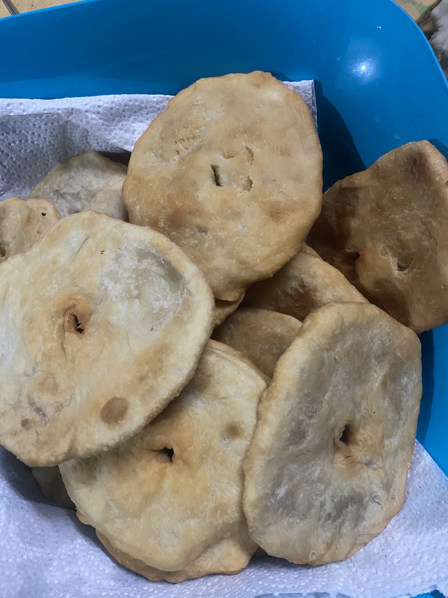 Vamos a festejar las nominaciones de <a href="/Nicki_Nicole19/">nicole</a> con unas buenas tortas fritas!! Venite nickiii❤️❤️🤗