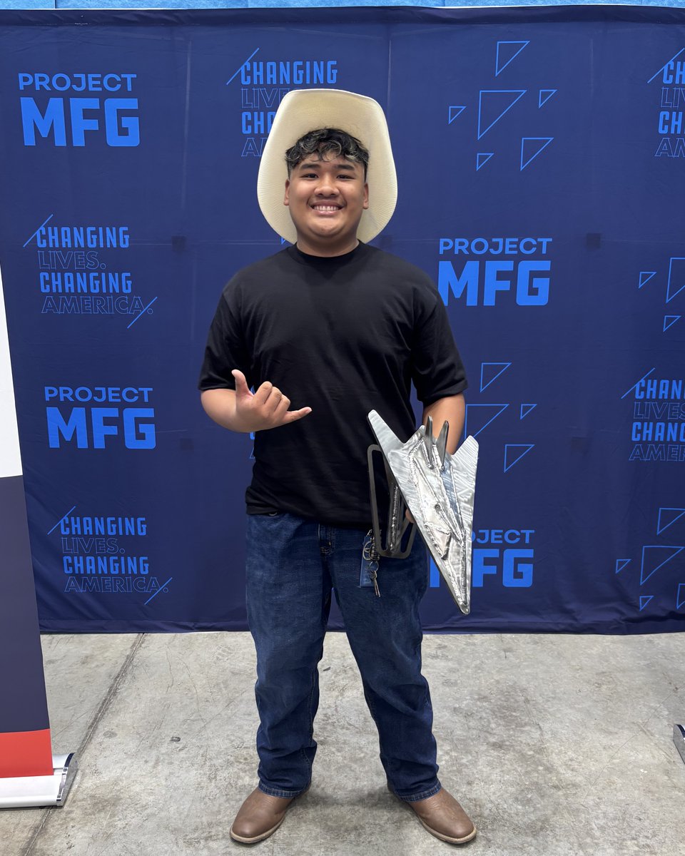 ProjectMfg's tweet image. The celebrations never stop! We’re excited to announce the winners of this year’s Hawaii State Welding Competition🏆

🥇 CJ Gamiao – Aiea High School
🥈 Walter Joaquin – Leilehua High School
🥉 Avalon Loudon – Kealakehe High School