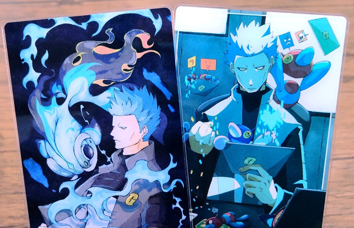 Le_GE_taN's tweet image. ダ一アカアクスタとトレ力サイズの自分絵が届いた！早いし入稿しやすいしで良かった〜。また何か作りたくなったらやろ(^^ω)