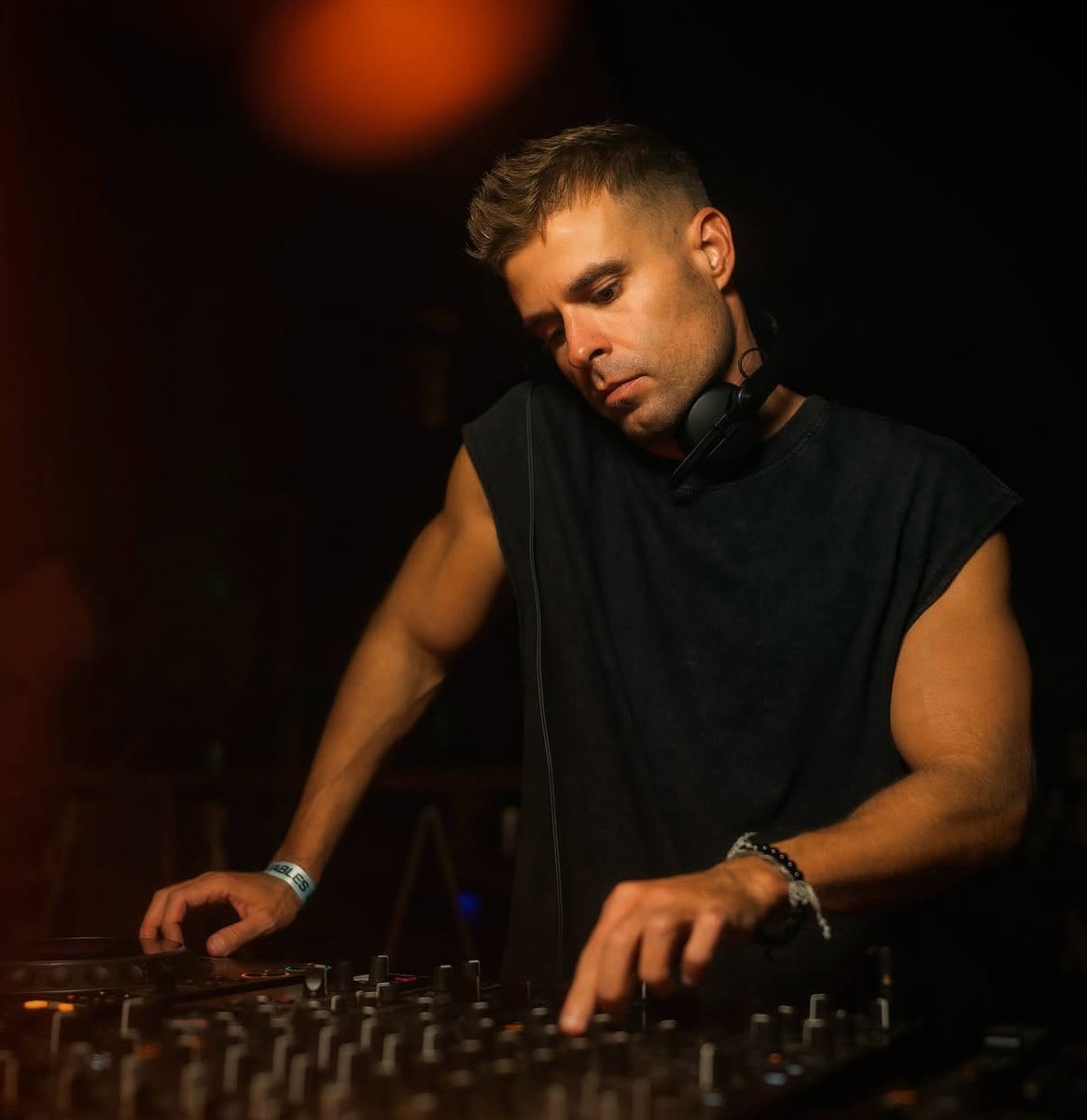 Tomorrow we welcome <a href="/dunityofficial/">D-Unity</a> to the rooftop!We have a special addition to the lineup as well with <a href="/msparksofficial/">Michelle Sparks</a> filling in for 1st Elemental! 3pm-9pm - <a href="/BarSmithPHX/">Bar Smith</a> Grab tickets here ra.co/events/2287624