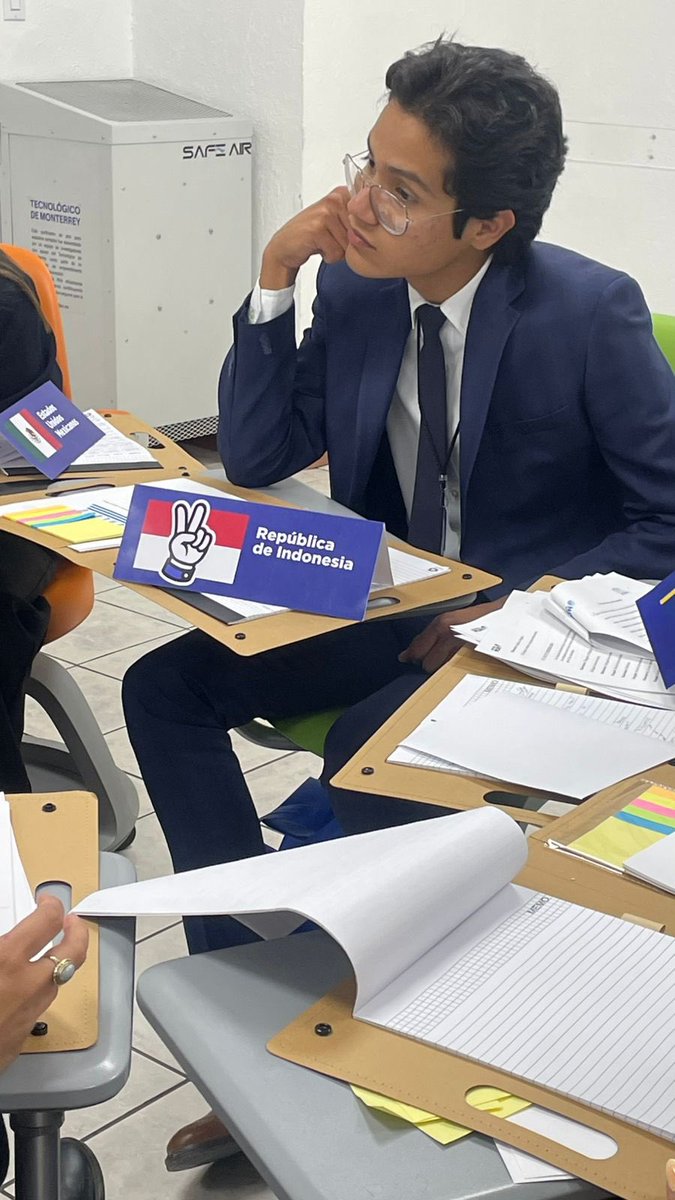 SistemaMUN's tweet photo. Bro https://t.co/4F3Dl9F5X5