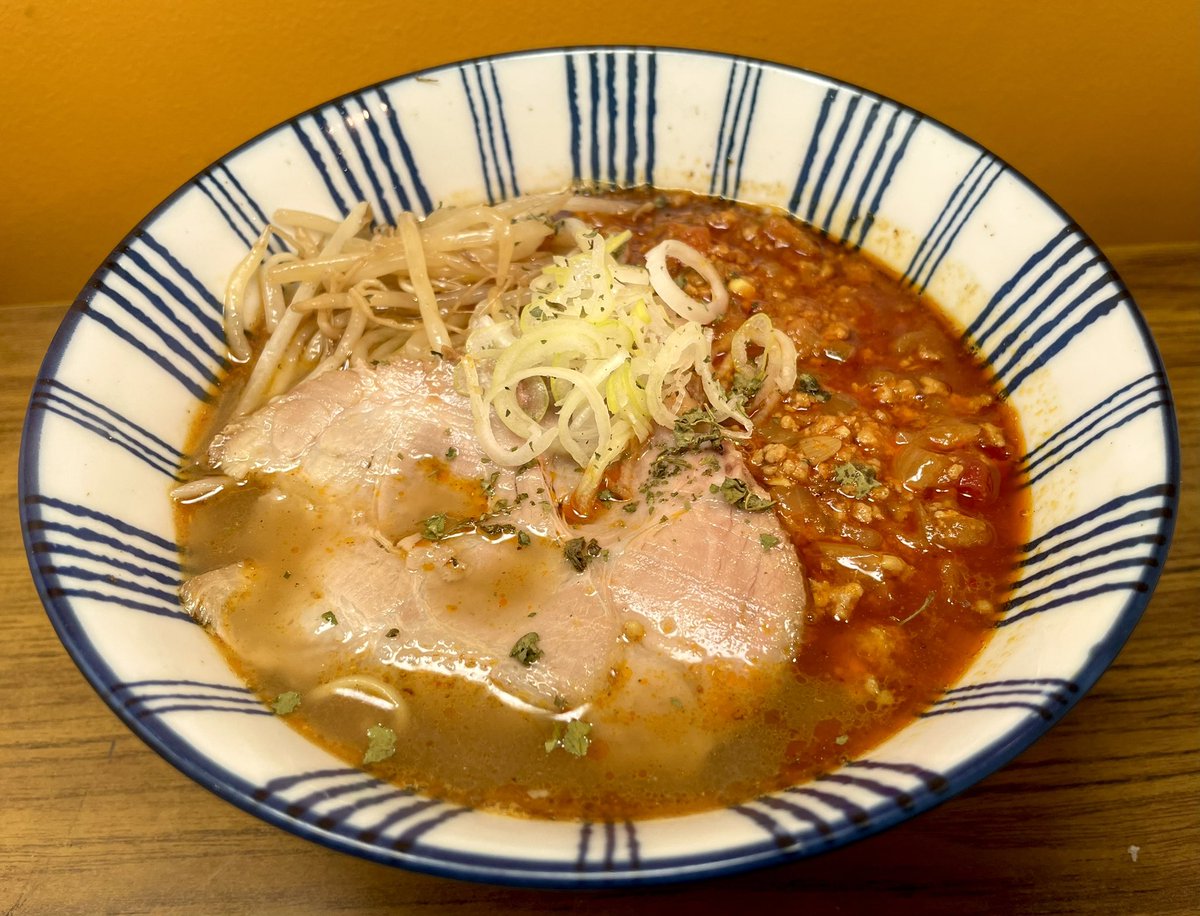 mex_beatle2003 @nikutaberuru 生駒にSLAYERなカレー屋のカレイヤーと