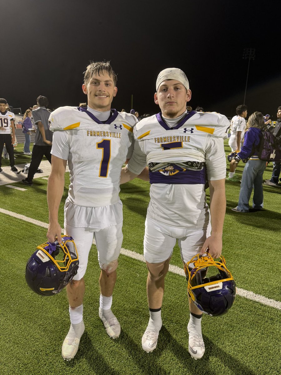 Levi_McAbee's tweet image. I’ll be posting final junior season highlights on Sunday. Shout out to my guys up front, my coaches, and teammates for helping me achieve the results I have to this point. 

#BROTHERHOOD 

Jr. szn: 
121/209 (58%) 1,771 passing with 17 passing tds and 8 ints. Had another 241…