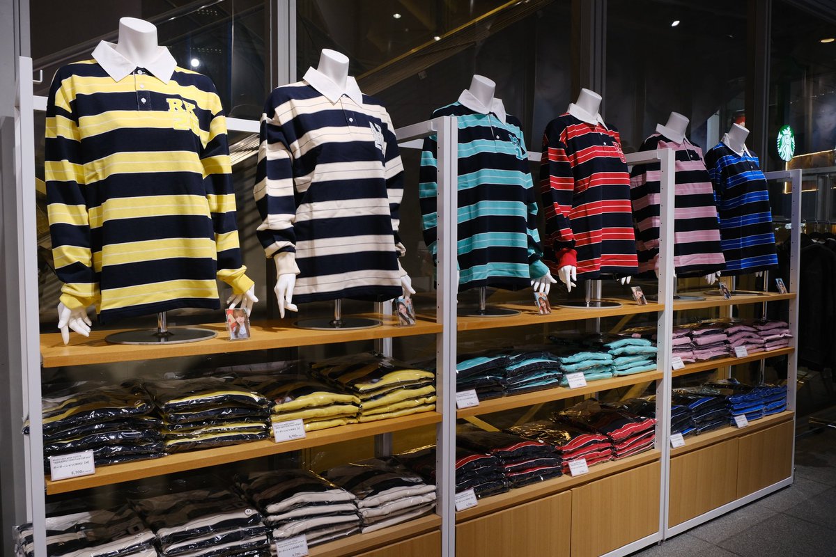 NiziU 3rd Album『New Emotion』リリース記念 オフィシャルグッズを