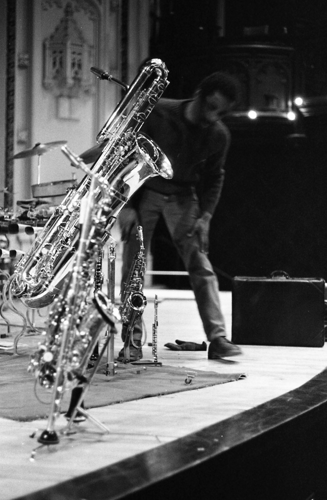 steinbeckpaul's tweet image. The Art Ensemble of Chicago preparing for their January 1972 concerts at @uchicago&apos;s Mandel Hall. Photos by Frank Gruber.
#aacm #artensembleofchicago #creativemusic #experimentalmusic #greatblackmusic #southside