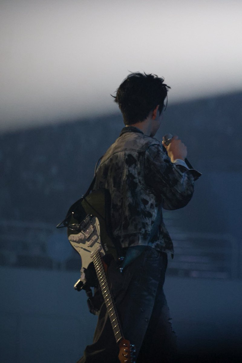 상엽이 뒷모습도 너무 좋아버려

#루시 #최상엽