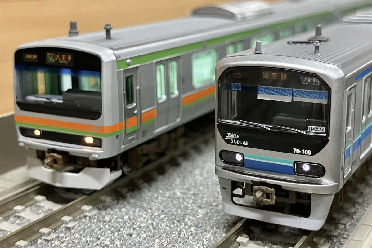 marugo_model's tweet image. その2  70-000

こちらも完成前の試運転を兼ねて
ここ数年作った車両の中でもこだわり抜いたので控えめに言わなくても最高です…
川越で散々見てるので八高との並びがめちゃくちゃ似合う