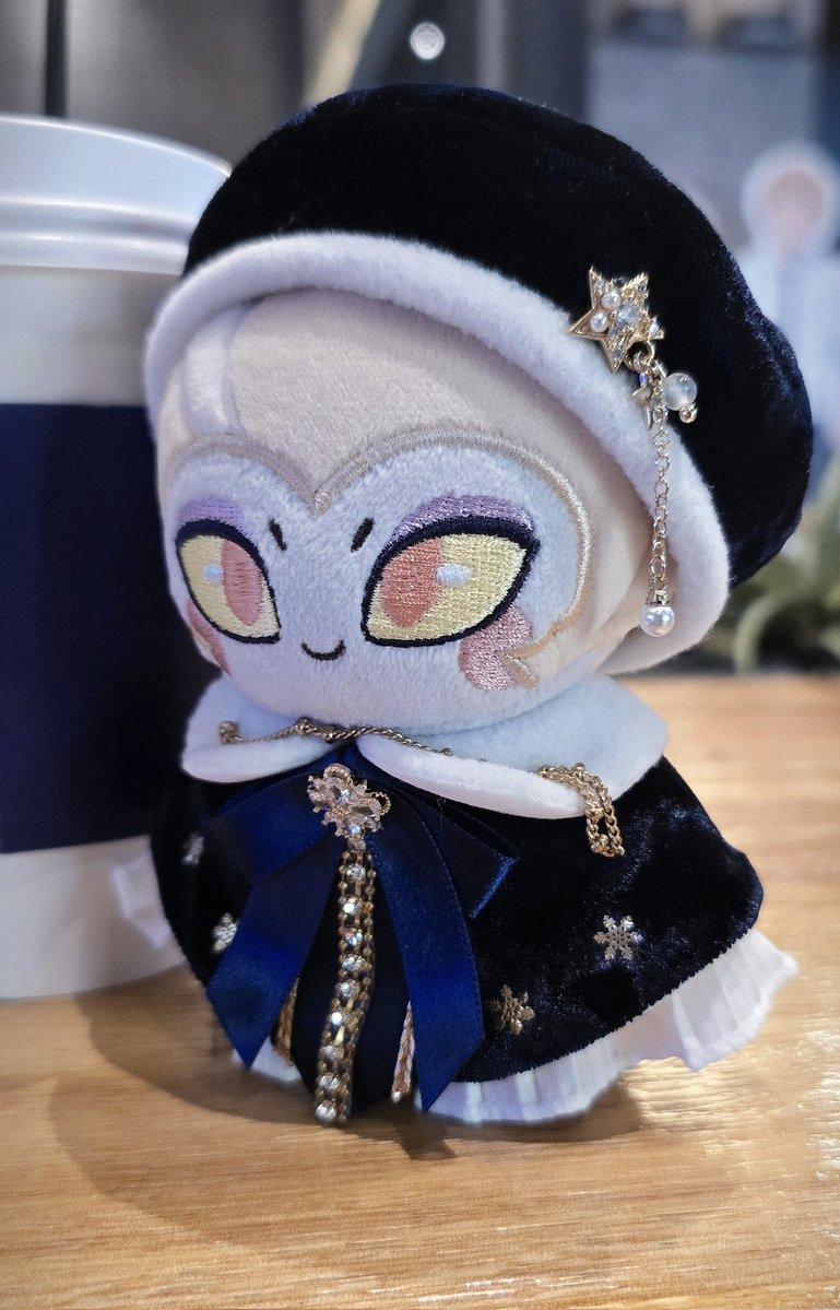 mica7mi's tweet image. Morningstar 🌟

🍎 @zllm6