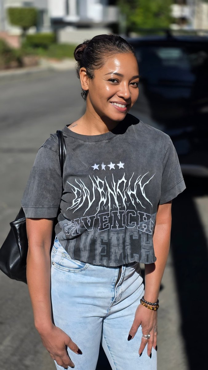 B-Day 🎂 Weekend loading… felt cute, might delete lata 😘💋 #Love always … #TamalaJones 🎈🎉