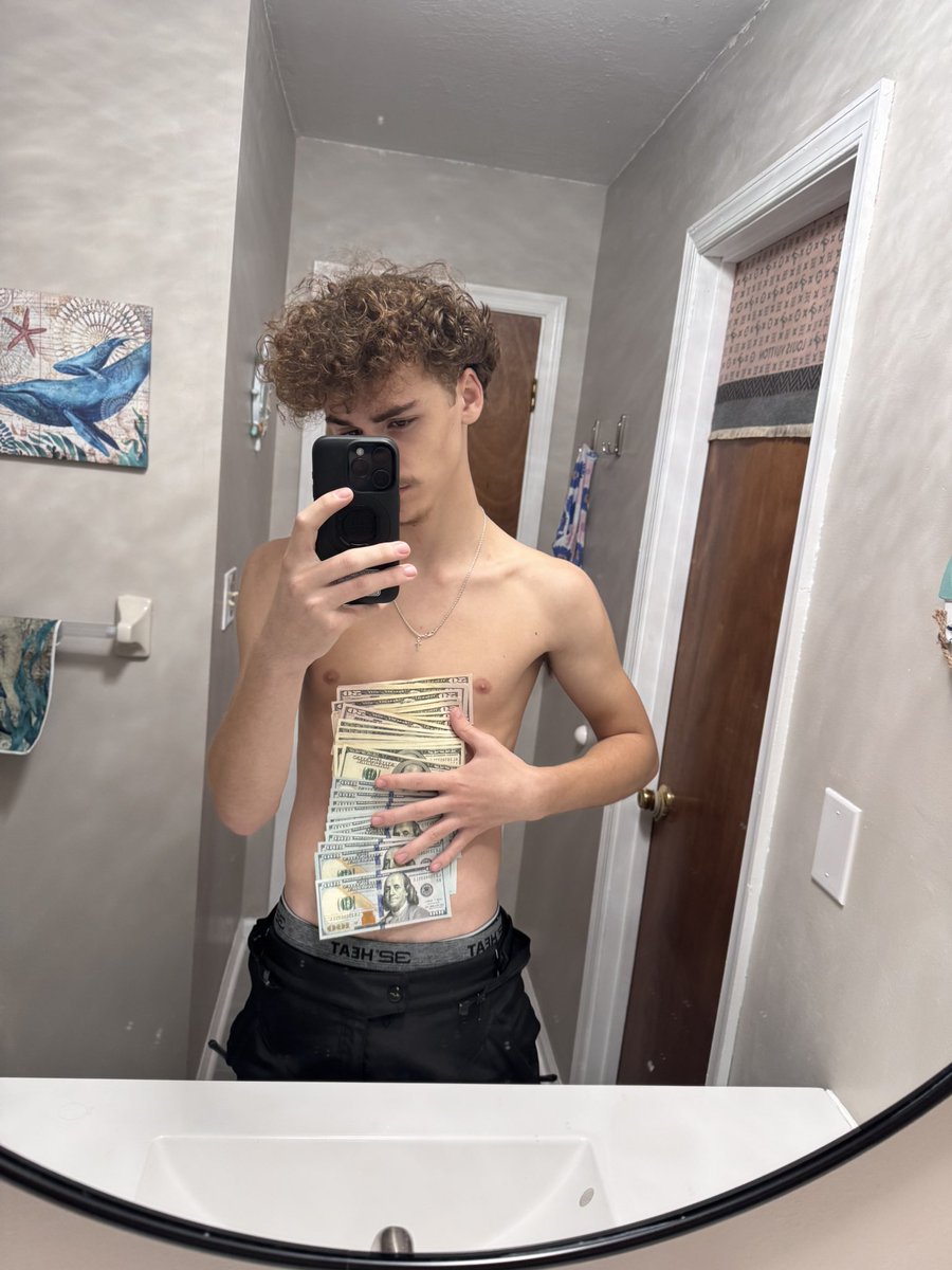 Great opportunity to serve get in here subs😈