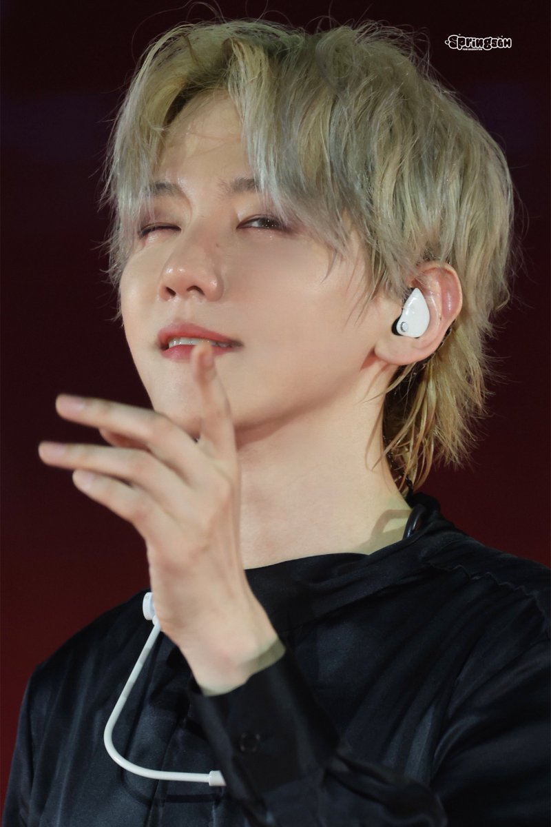 hyuneeloveya's tweet photo. #2025MAMAVOTE #백현 #BAEKHYUN https://t.co/WuHwuscFa4