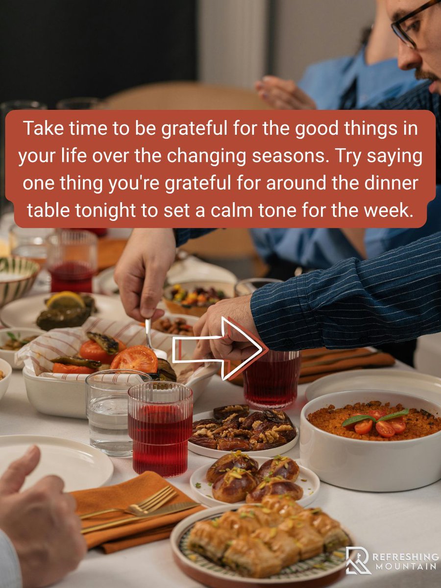 RefreshingMount's tweet image. Before the holidays approach, take a breath with your family and be intentional about finding ways to slow down and reconnect together. Share your favorite family fall activities below! 

#RefreshingMountain #LancasterPA #FallinLancasterPA #ThingstoDo #FamilyActivitiesPA