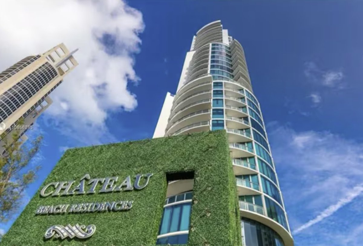 GRAVE: Andrés Vázquez, jefe de la DGI, pagó con cheques a su nombre impuestos de tres condominios en Miami que no declaró en la Argentina

Así surge de documentos oficiales del condado de Miami-Dade de 2014 a 2018, cuando ya era un alto funcionario de la AFIP; nunca registró esas