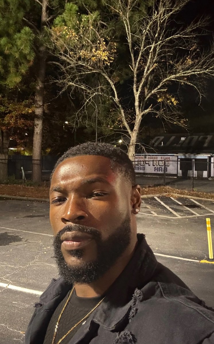 datguymarcus_'s tweet image. Spotted ya.