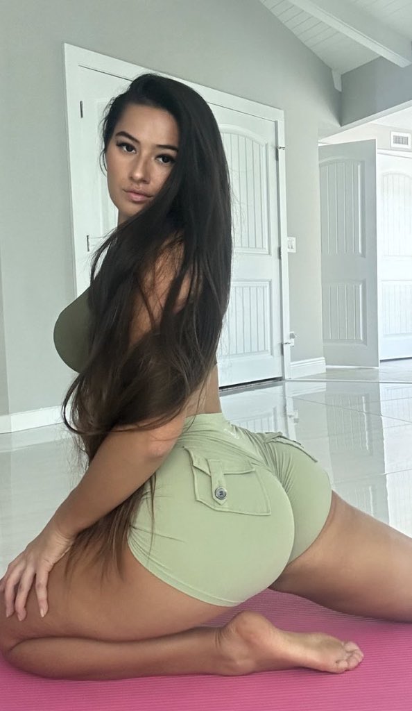 Marie Temara tweet media