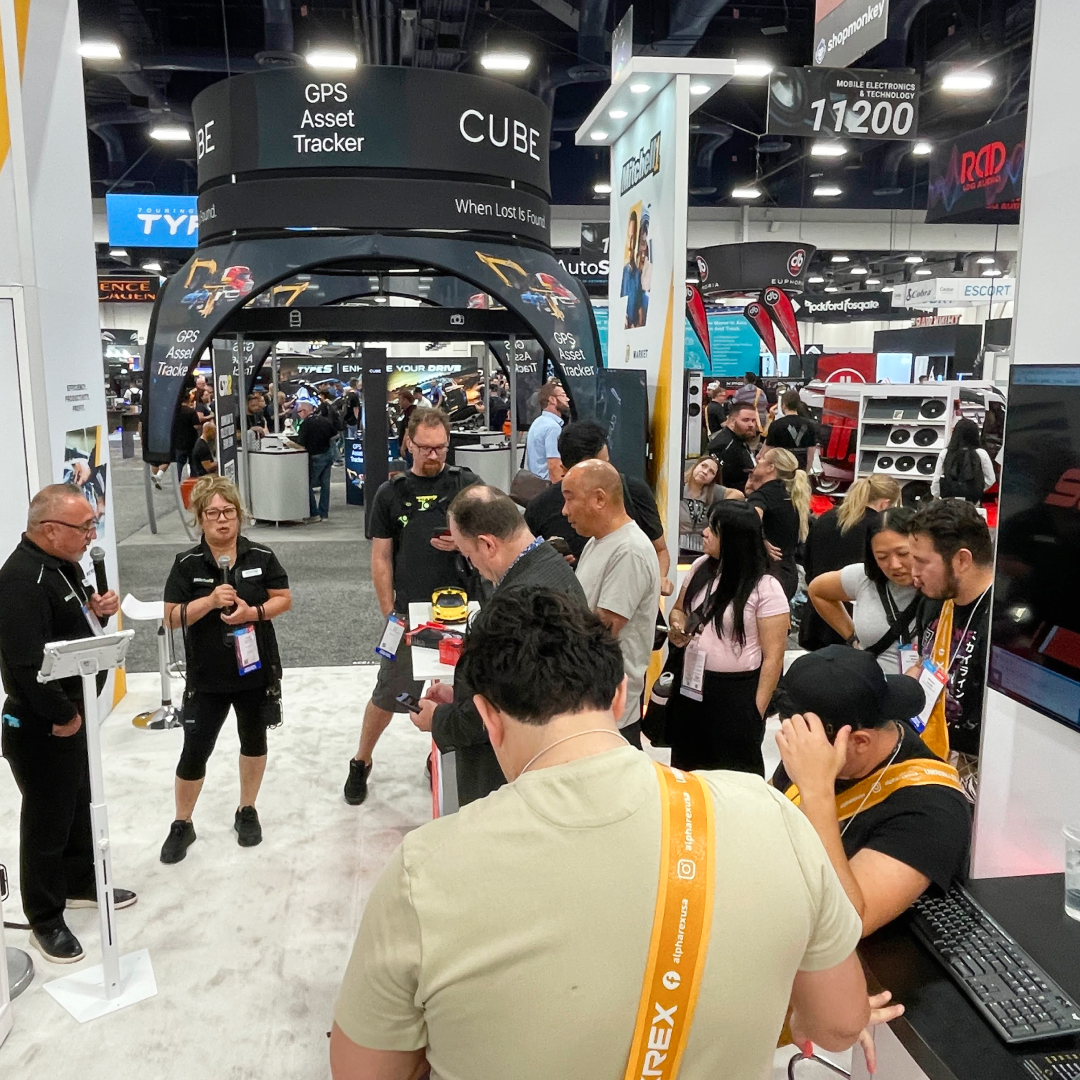 Mitchell1's tweet image. Wrapping up a fantastic week at SEMA and AAPEX! The energy on the show floor was incredible—our customers were pumped to check out Mitchell 1’s latest features. They can&apos;t wait to start using them at their shops. 🚗✨  na2.hubs.ly/H01-ppv0 

#Mitchell1 #AutoTech #NewFeature