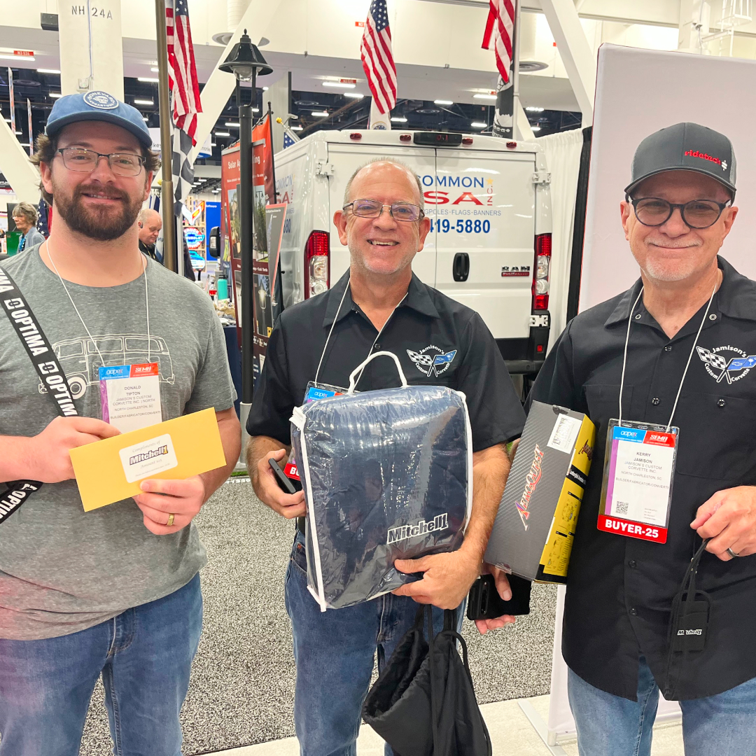 Mitchell1's tweet image. Wrapping up a fantastic week at SEMA and AAPEX! The energy on the show floor was incredible—our customers were pumped to check out Mitchell 1’s latest features. They can&apos;t wait to start using them at their shops. 🚗✨  na2.hubs.ly/H01-ppv0 

#Mitchell1 #AutoTech #NewFeature